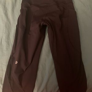 Black size 6 lululemon leggings